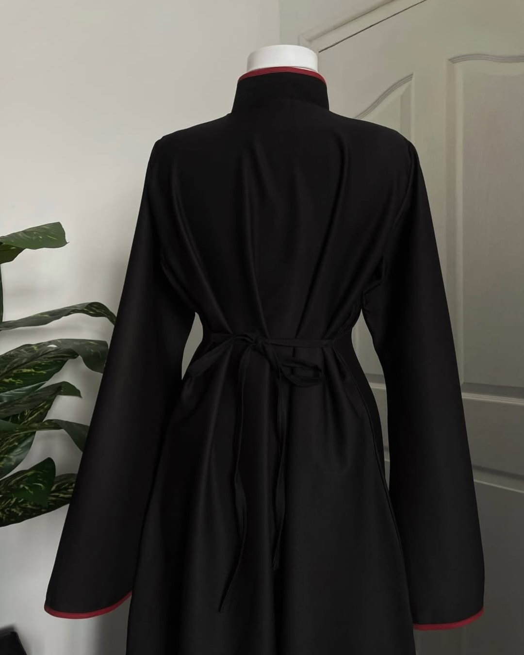 Black Majesty Chinese-Style Long-Sleeve Dress